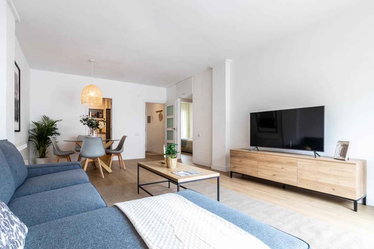 Exclusive Apartments Barcelona 4 Personas Torrella Terrassa Buitenkant foto